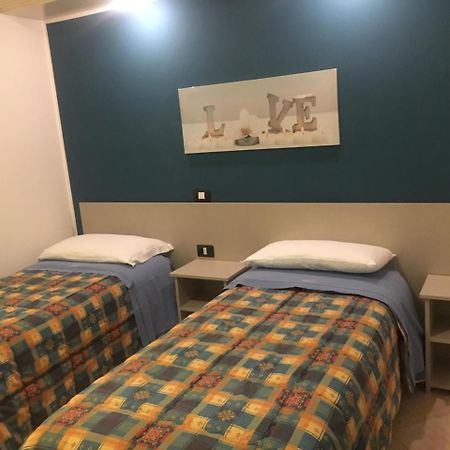 波扎洛Mediterraneo住宿加早餐旅馆 外观 照片